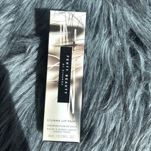 Fenty Beauty Stunna Lip paint